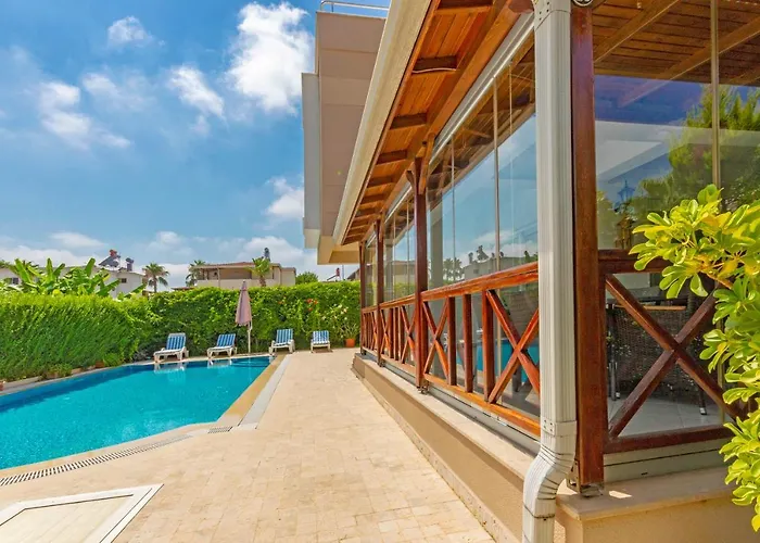 Paradise Town Premium Villa