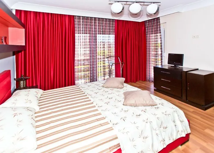 Paradise Town Premium Villa *