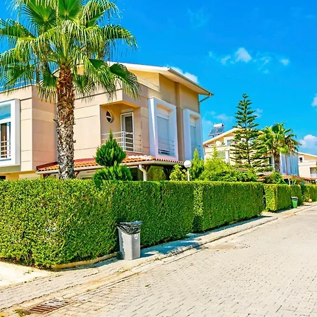 Paradise Town Premium Vilă