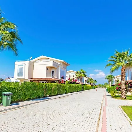 Vilă Paradise Town Premium *