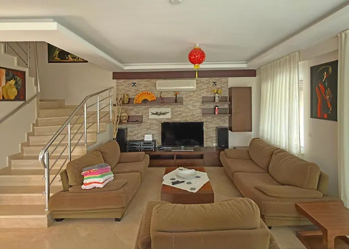 Paradise Town Premium Villa *