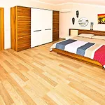 Paradise Town Premium Vilă