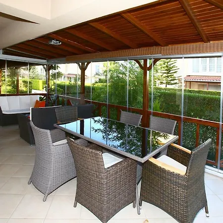 Paradise Town Premium *