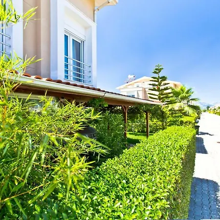 Paradise Town Premium Vila
